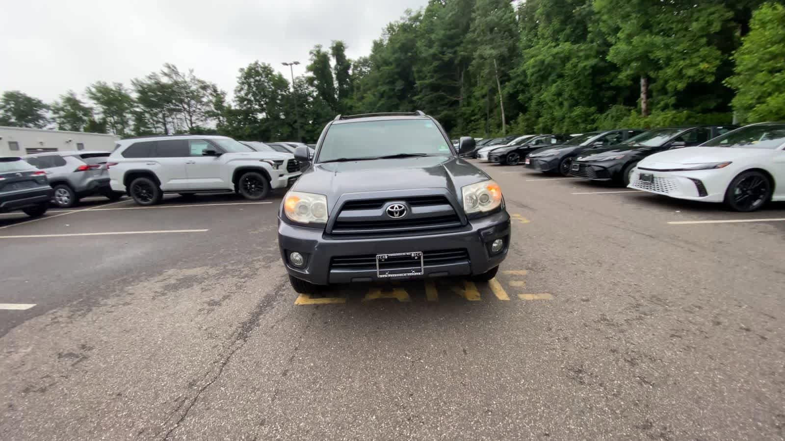 Thumbnail: 2008 Toyota 4Runner - 3