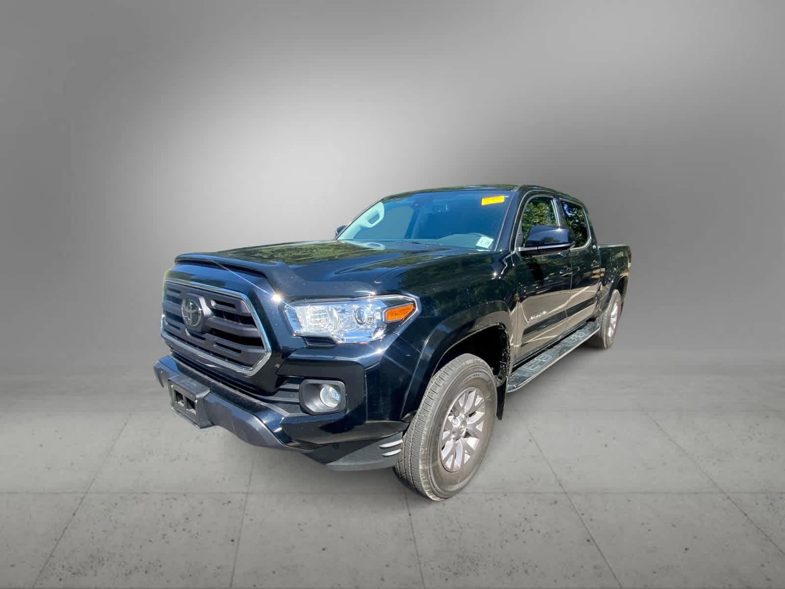 Thumbnail: 2019 Toyota Tacoma - 1