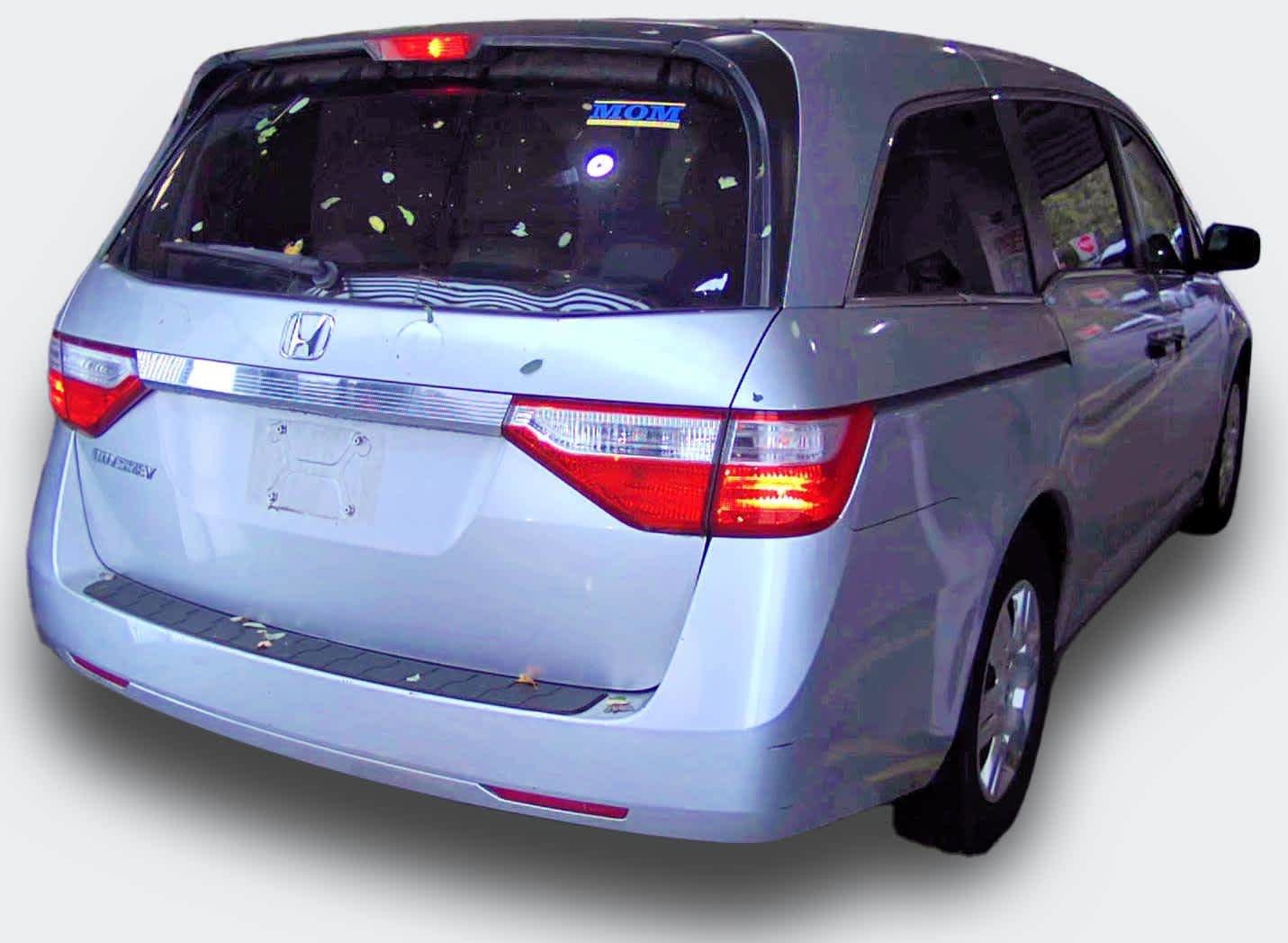 Thumbnail: 2012 Honda Odyssey - 4