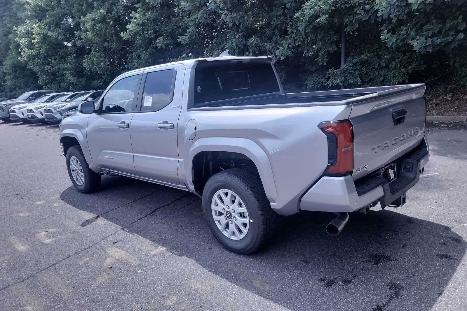 Thumbnail: 2025 Toyota Tacoma - 18