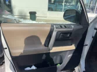 Thumbnail: 2010 Toyota 4Runner - 15