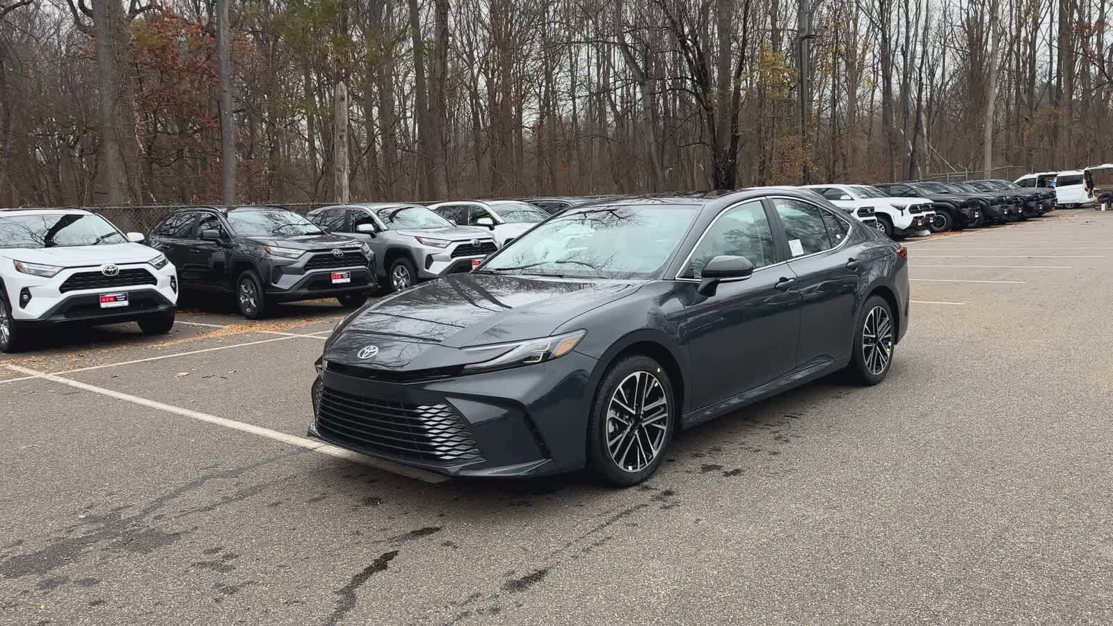 2026 Toyota Camry XLE photo 4