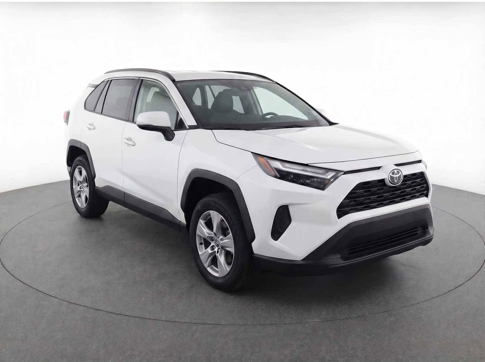 Thumbnail: 2025 Toyota RAV4 - 6