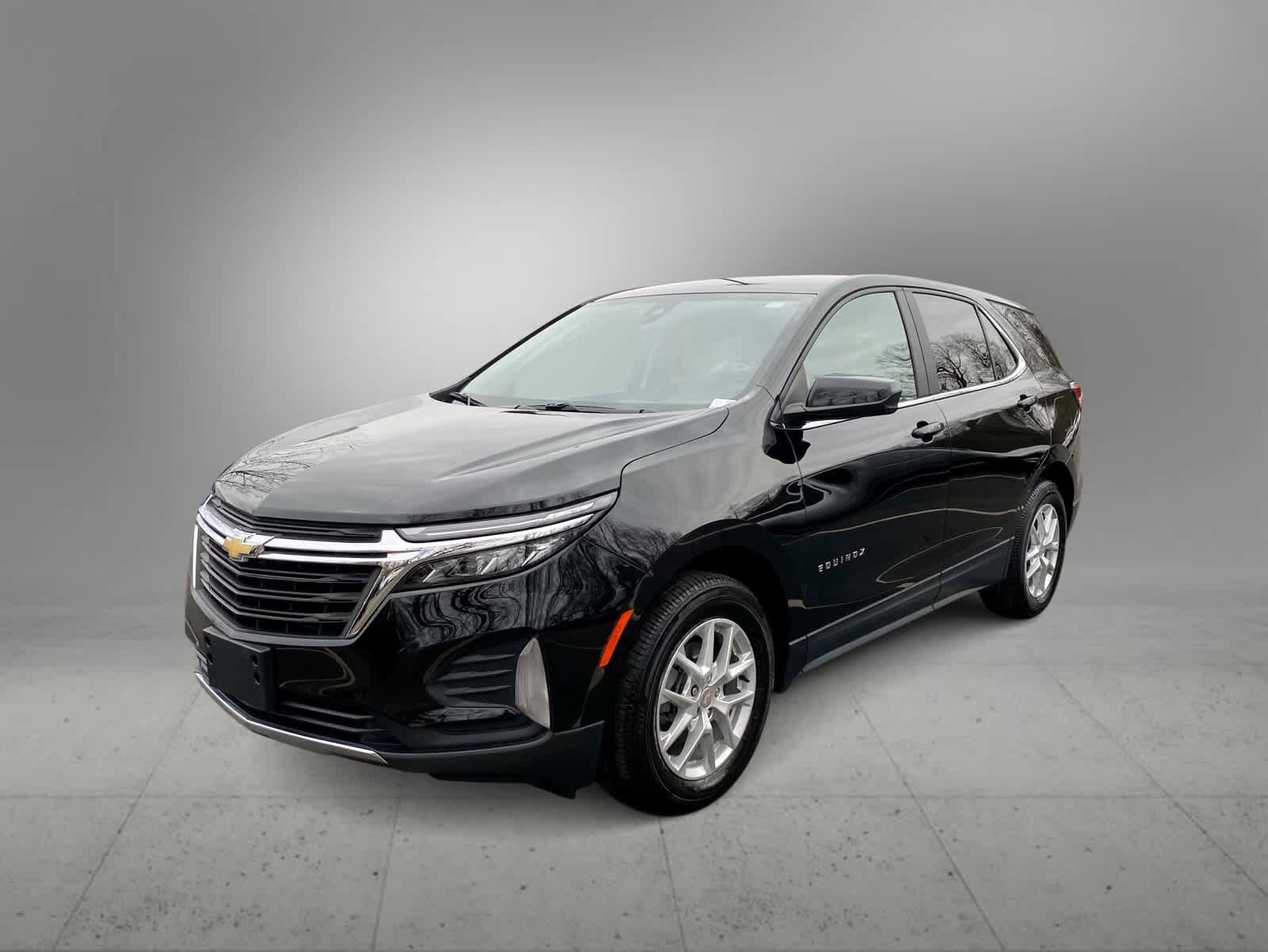 Thumbnail: 2022 Chevrolet Equinox - 6