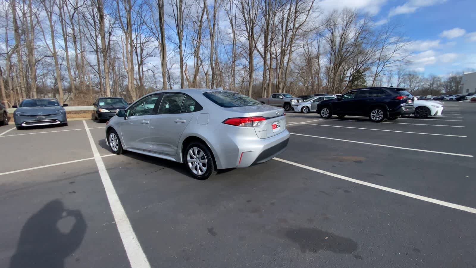 Thumbnail: 2023 Toyota Corolla - 7