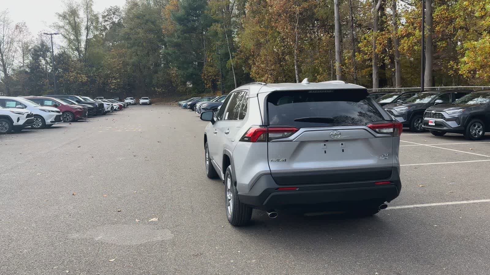 Thumbnail: 2025 Toyota RAV4 - 7