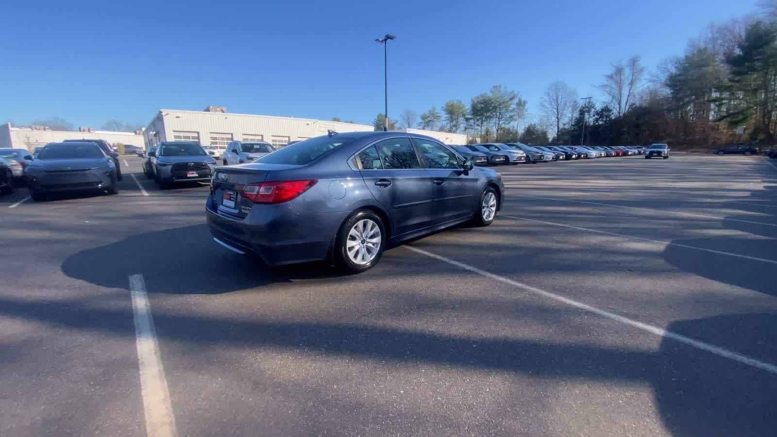 Thumbnail: 2017 Subaru Legacy - 8