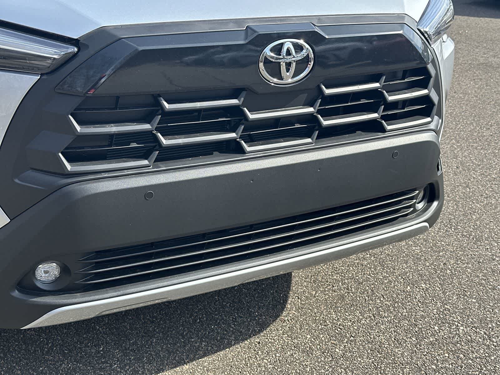 Thumbnail: 2026 Toyota Corolla Cross - 12