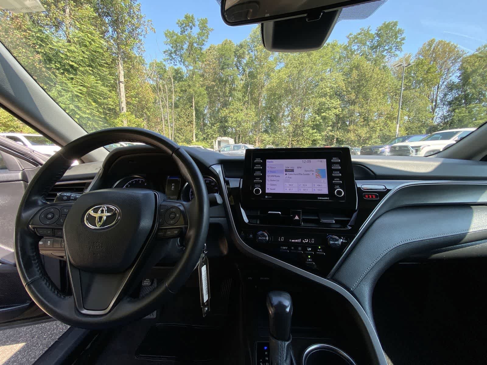 Thumbnail: 2023 Toyota Camry - 18