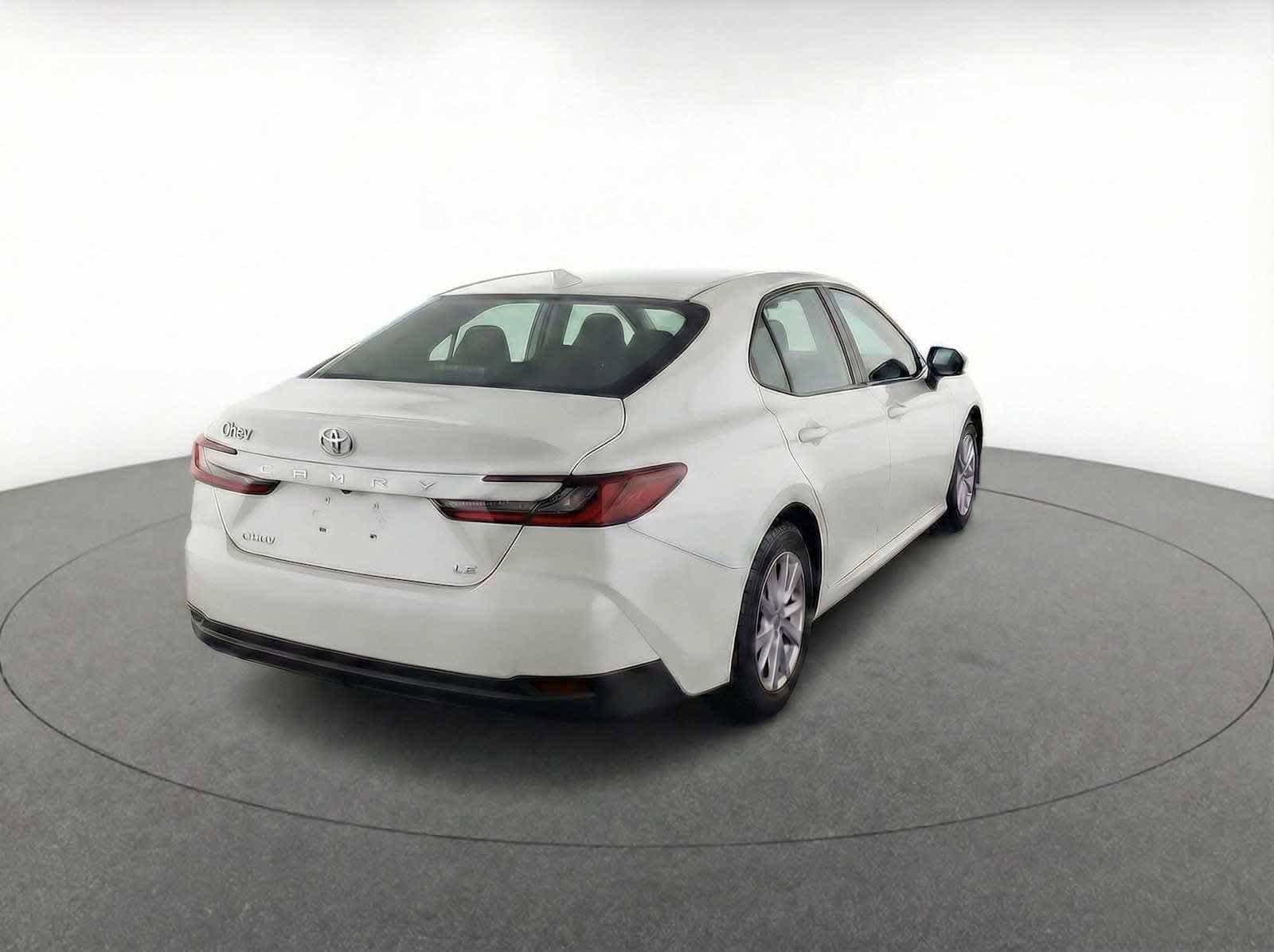 Thumbnail: 2025 Toyota Camry - 5