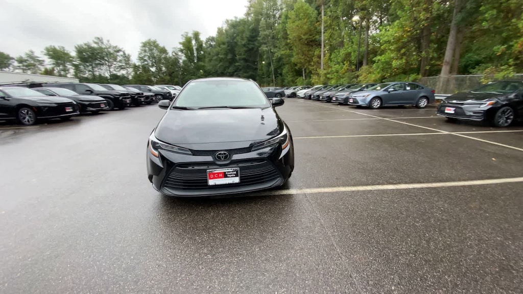 Used 2023 Toyota Corolla LE Sedan