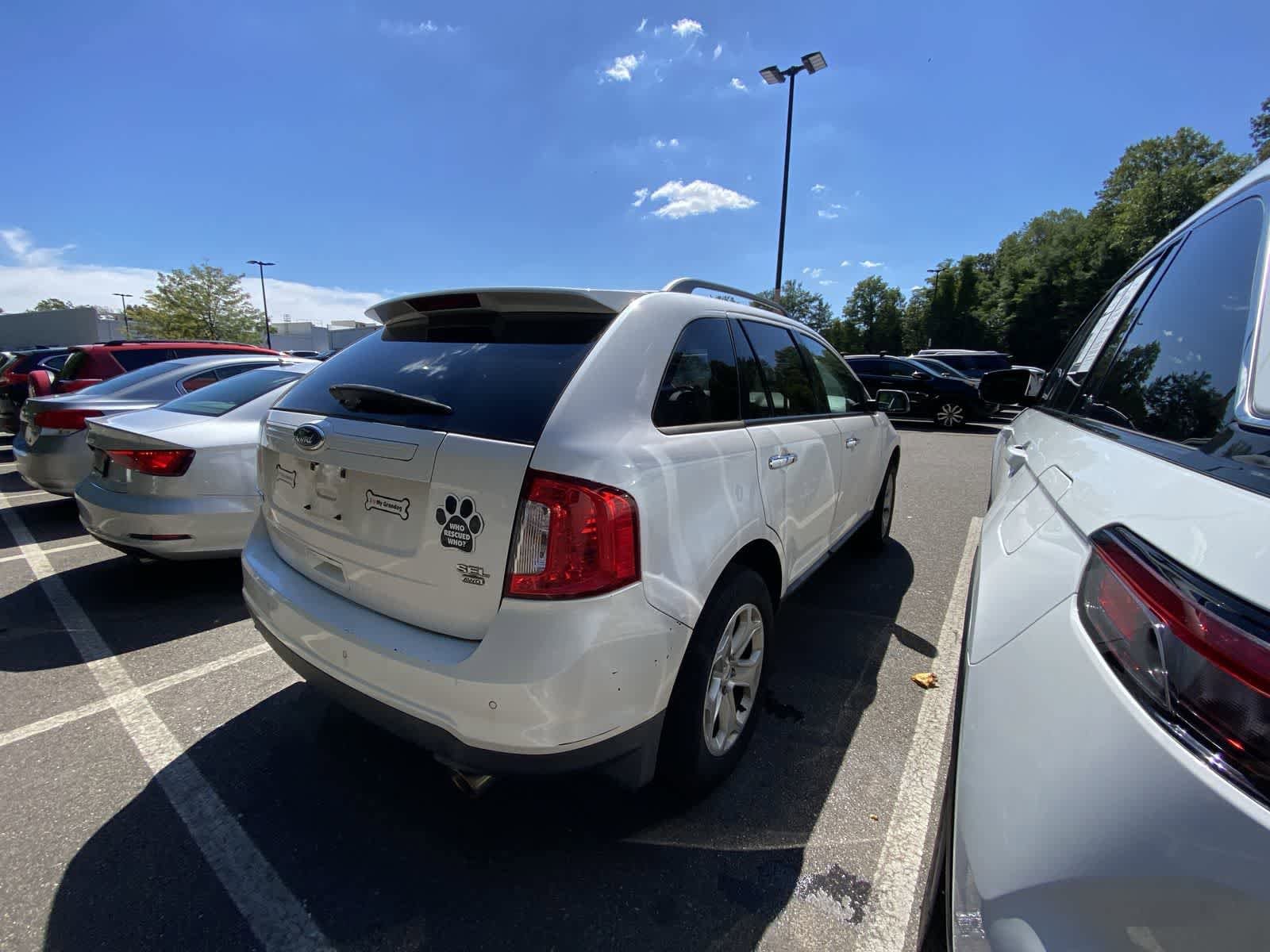 Thumbnail: 2011 Ford Edge - 10