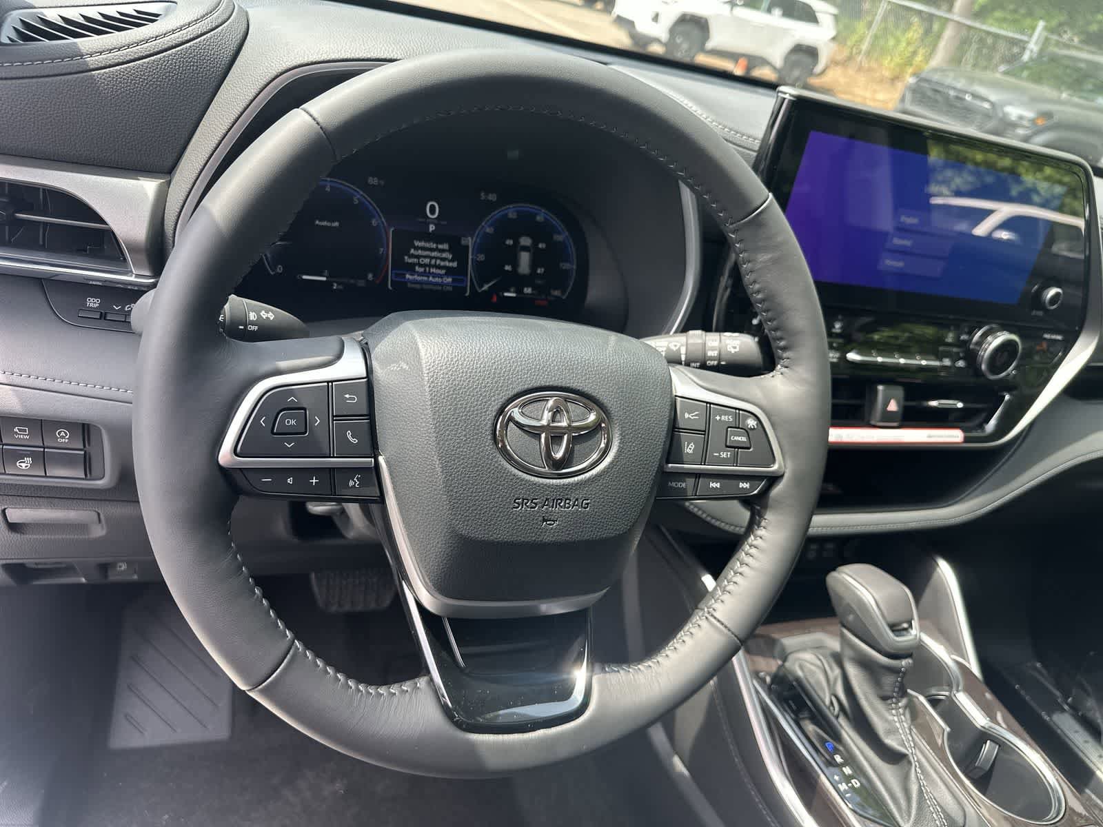 Thumbnail: 2026 Toyota Highlander - 33