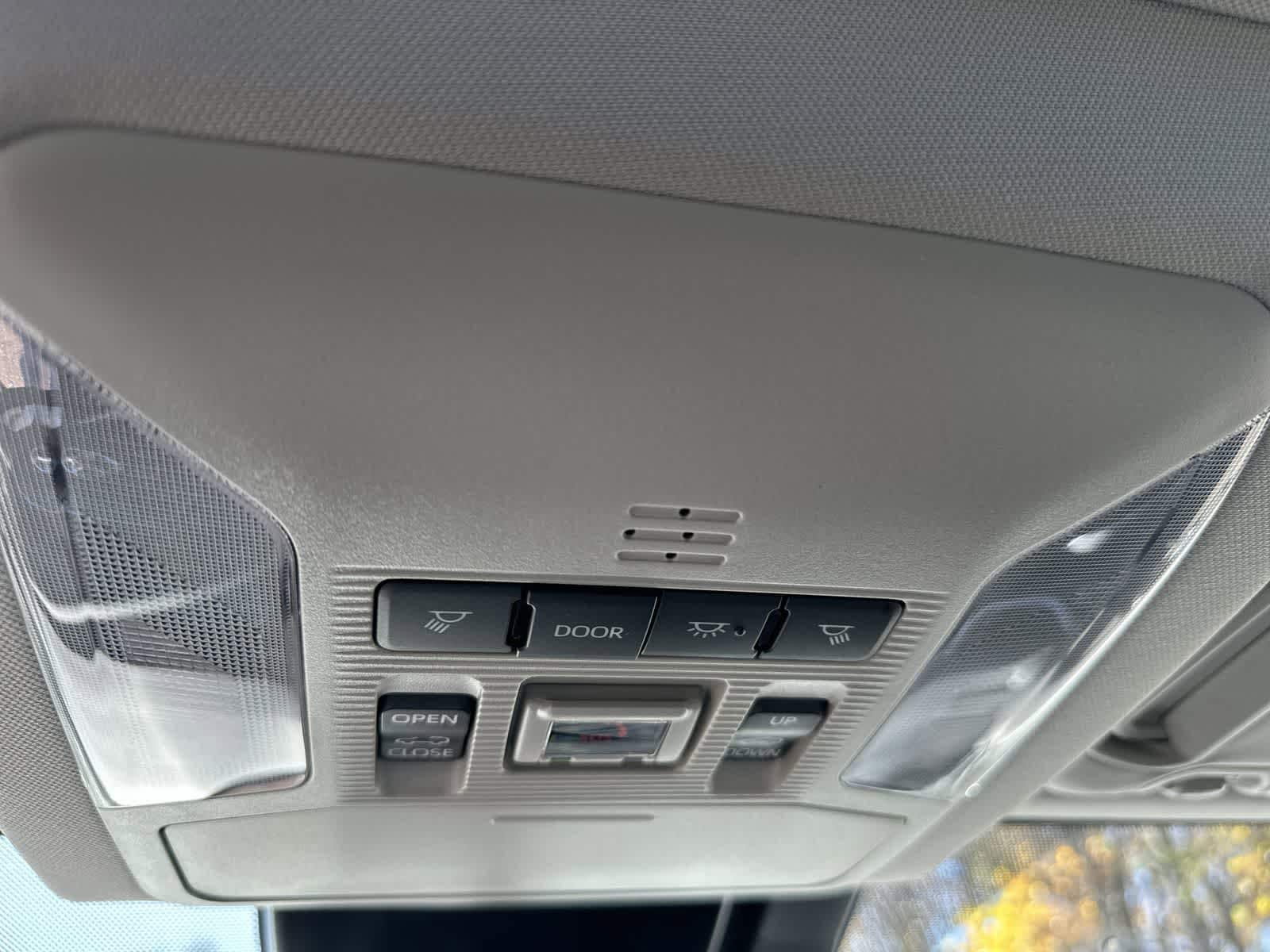 Thumbnail: 2025 Toyota RAV4 - 22