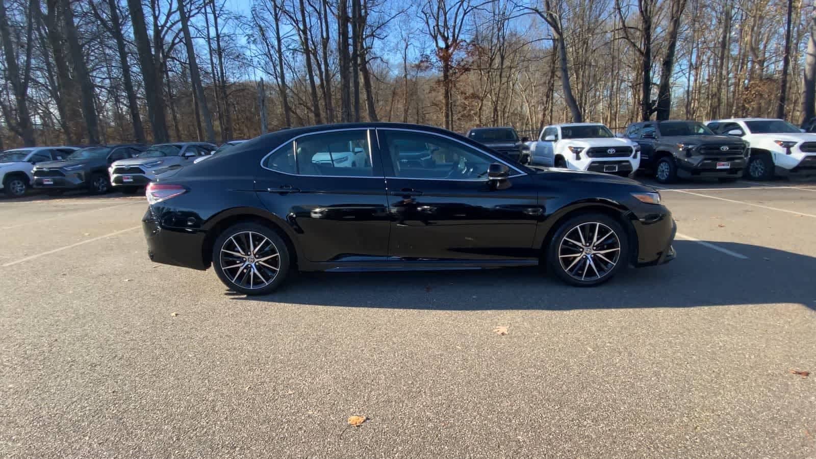 Thumbnail: 2023 Toyota Camry - 15