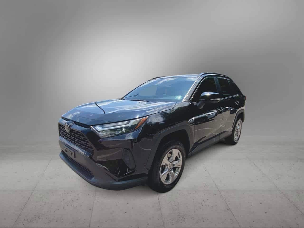 Thumbnail: 2022 Toyota RAV4 - 1