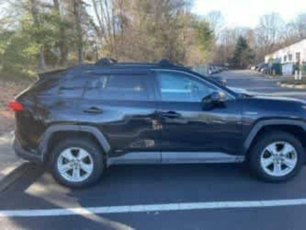 Used 2020 Toyota RAV4 Hybrid LE SUV