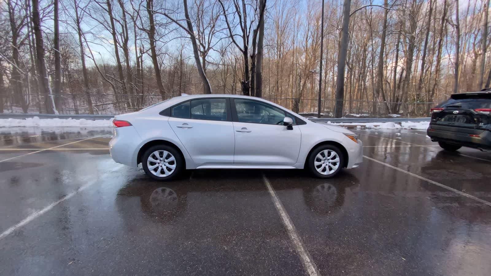 Thumbnail: 2025 Toyota Corolla - 14