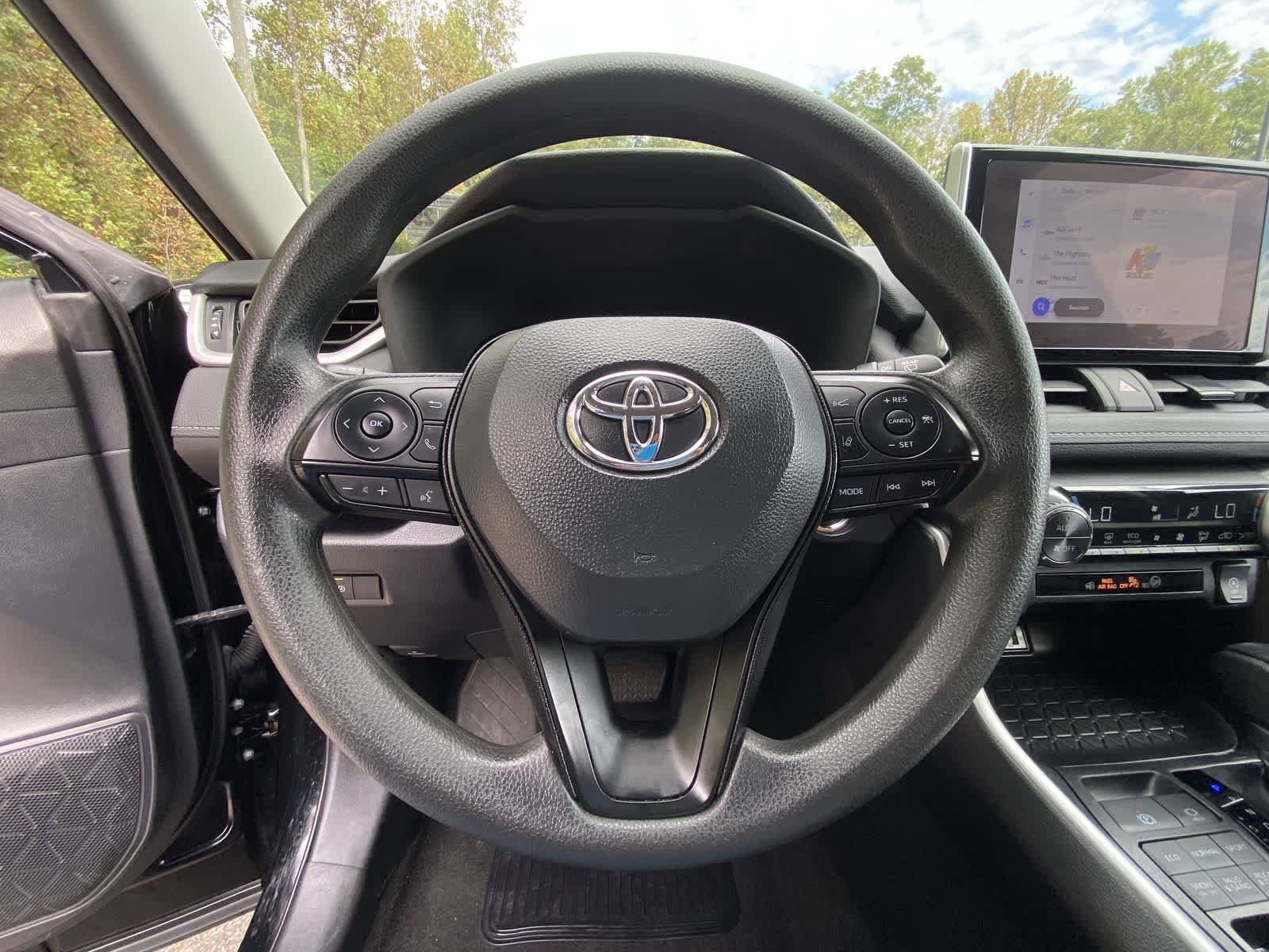 Thumbnail: 2024 Toyota RAV4 - 24