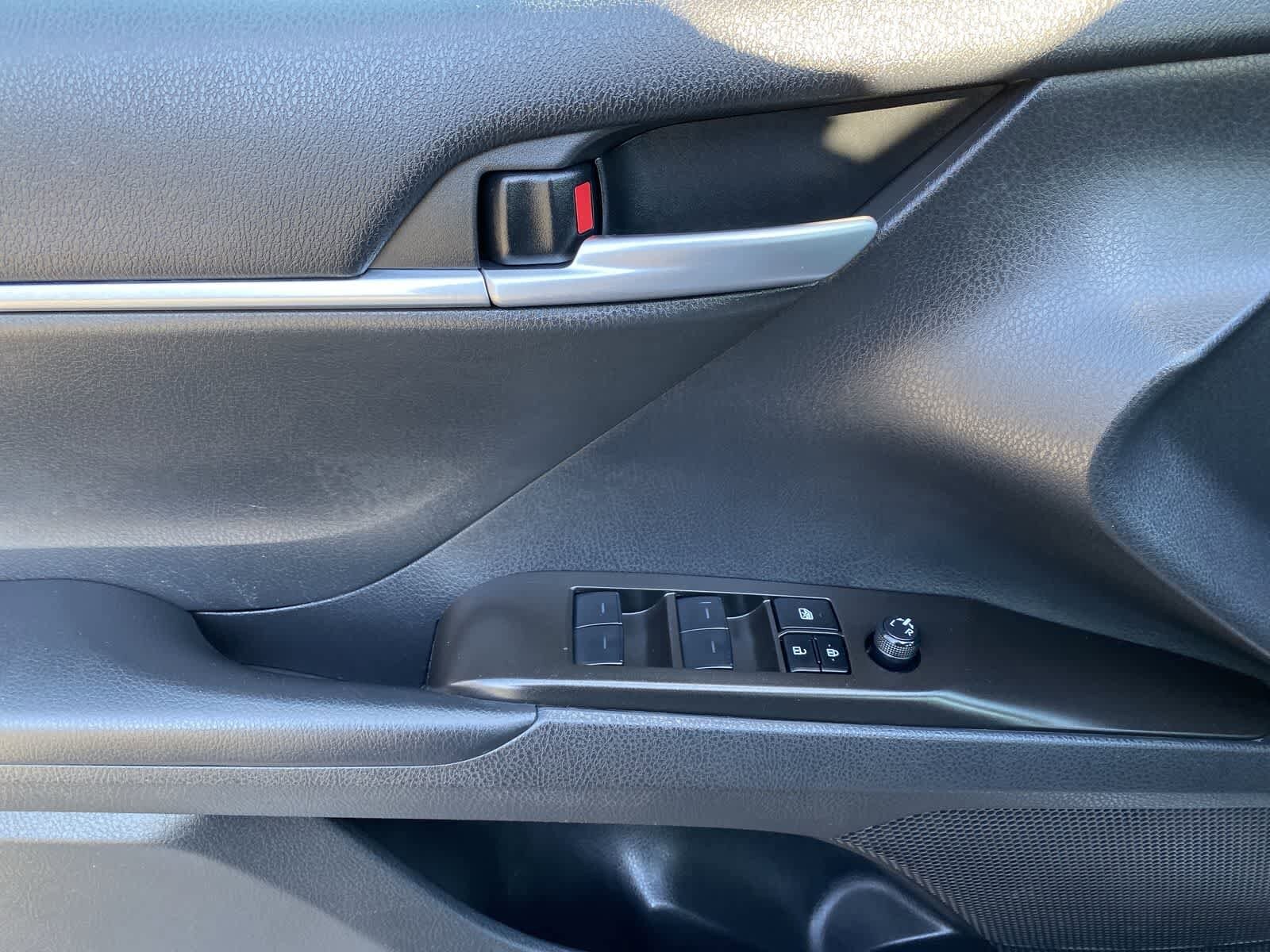 Thumbnail: 2023 Toyota Camry - 20