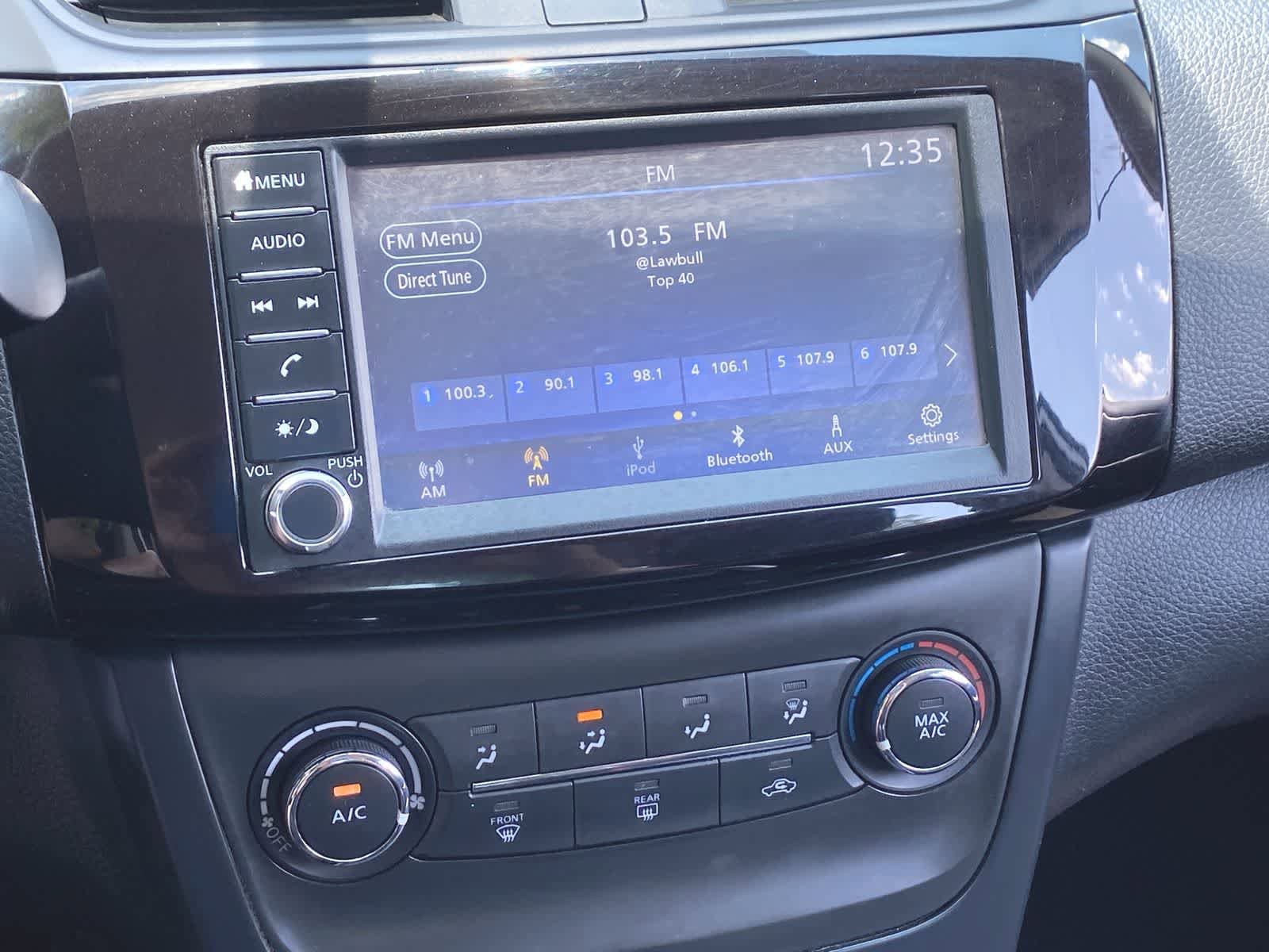 Thumbnail: 2019 Nissan Sentra - 26