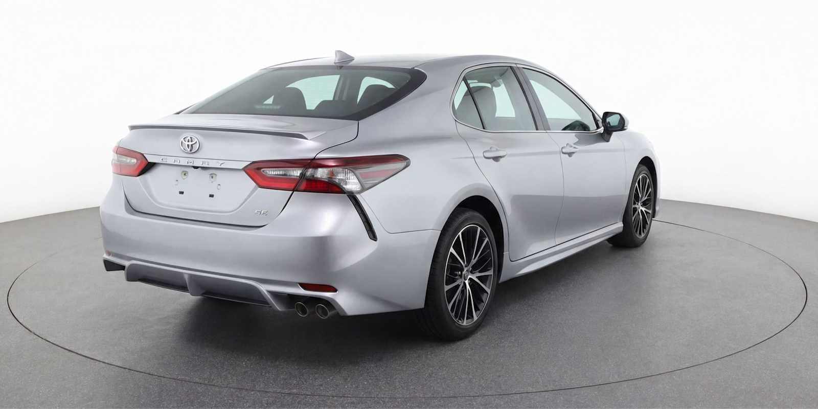 Thumbnail: 2023 Toyota Camry - 4