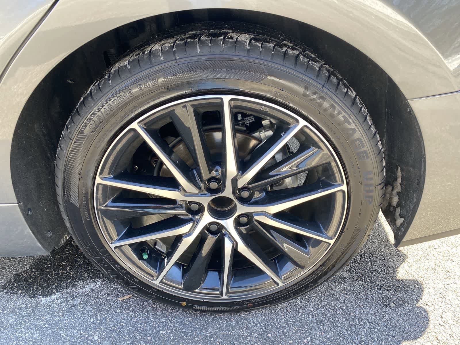 Thumbnail: 2025 Toyota Camry - 17