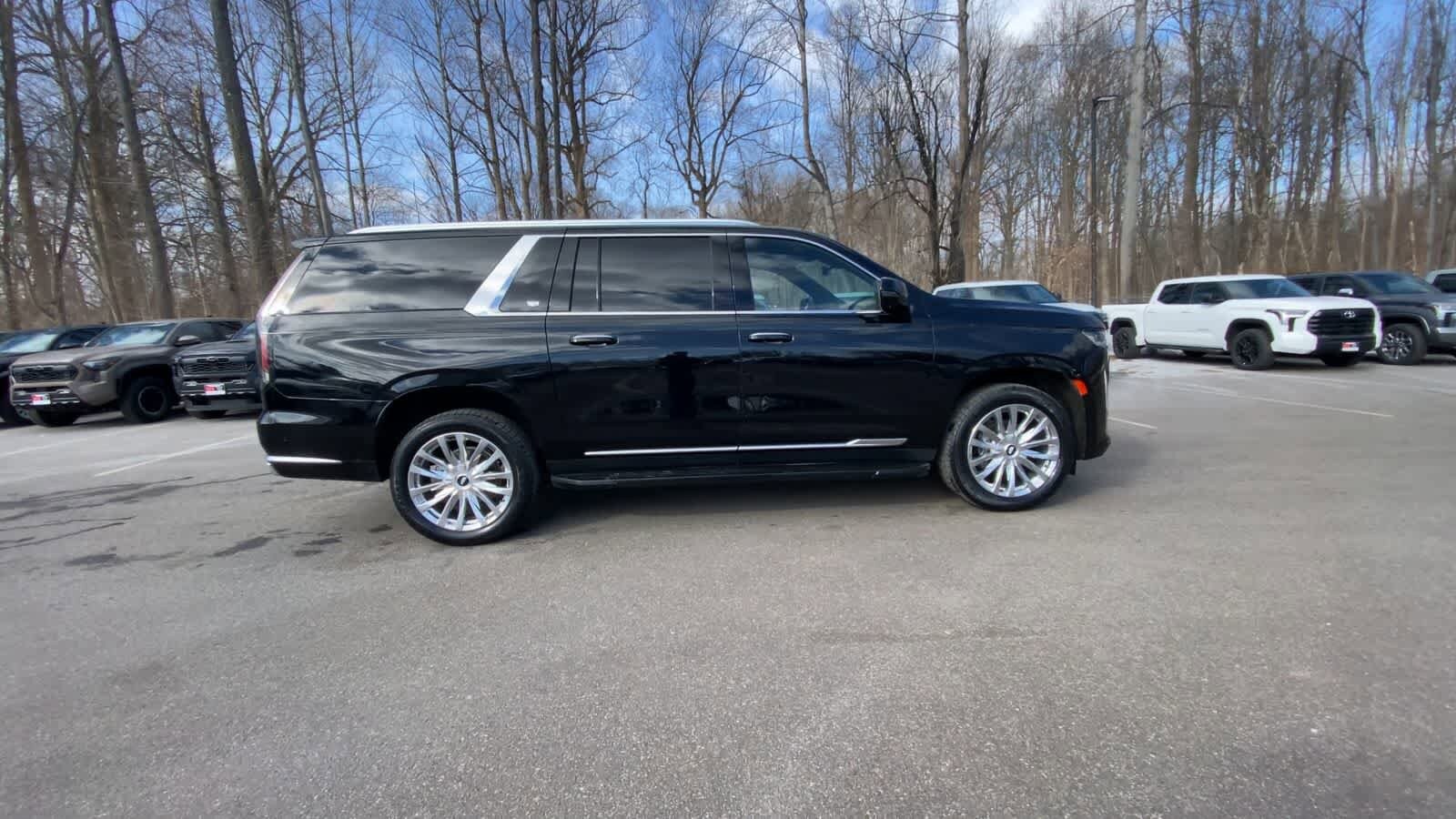 Thumbnail: 2023 Cadillac Escalade - 12