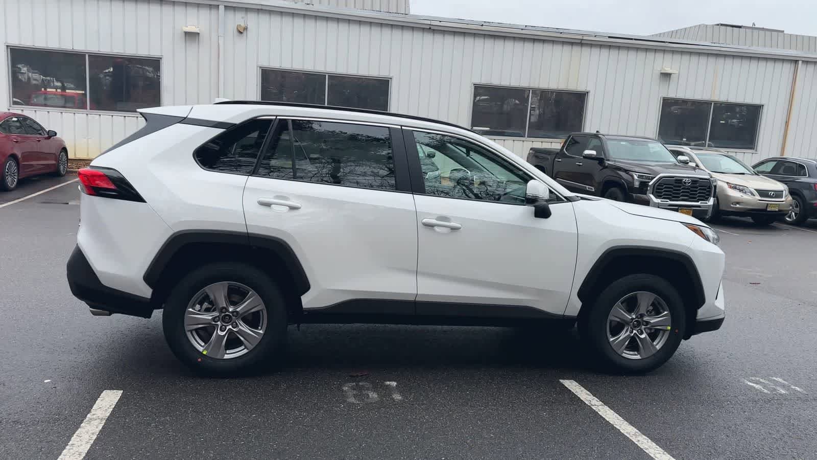 Thumbnail: 2025 Toyota RAV4 - 9