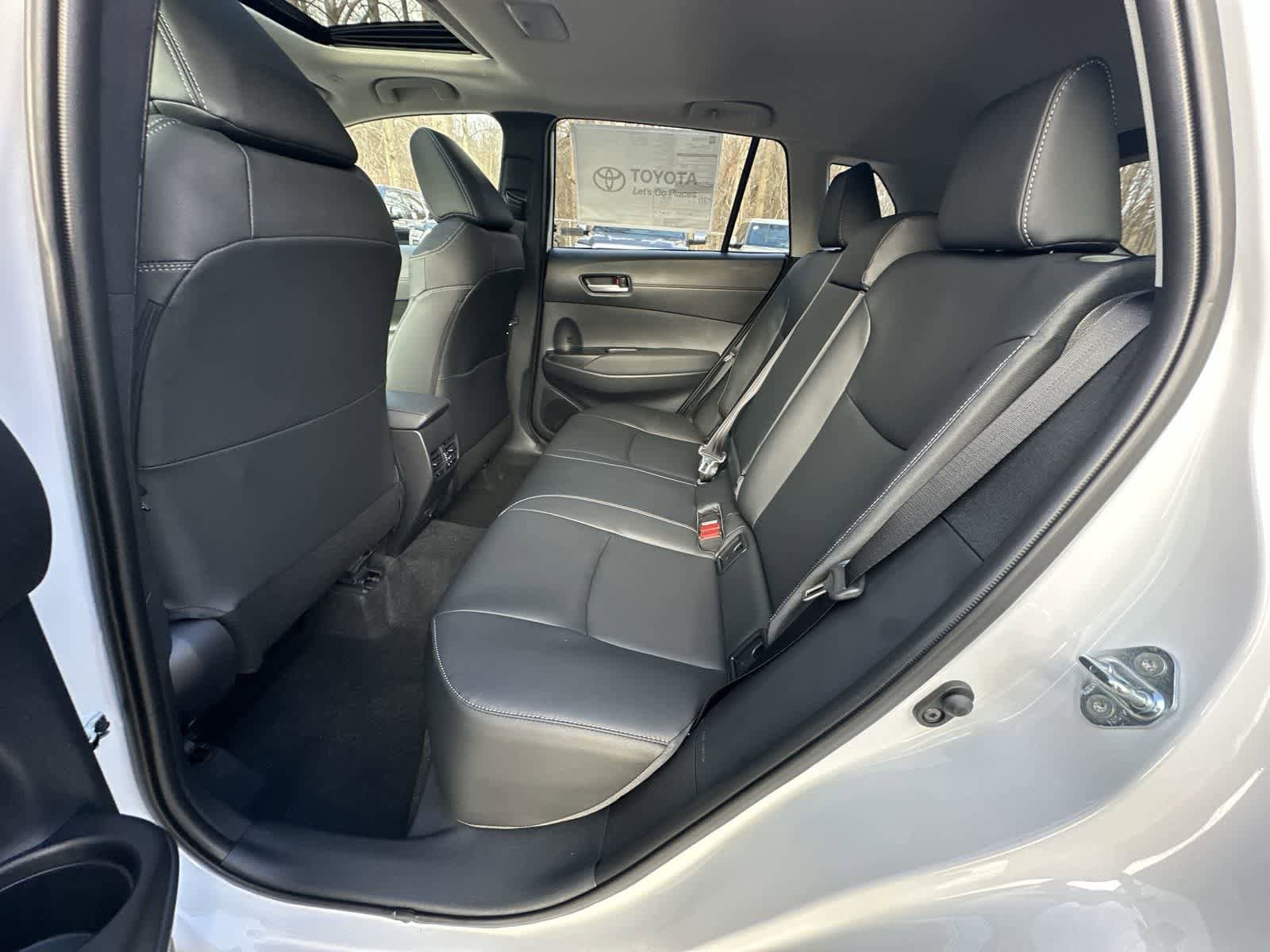 Thumbnail: 2026 Toyota Corolla Cross - 33