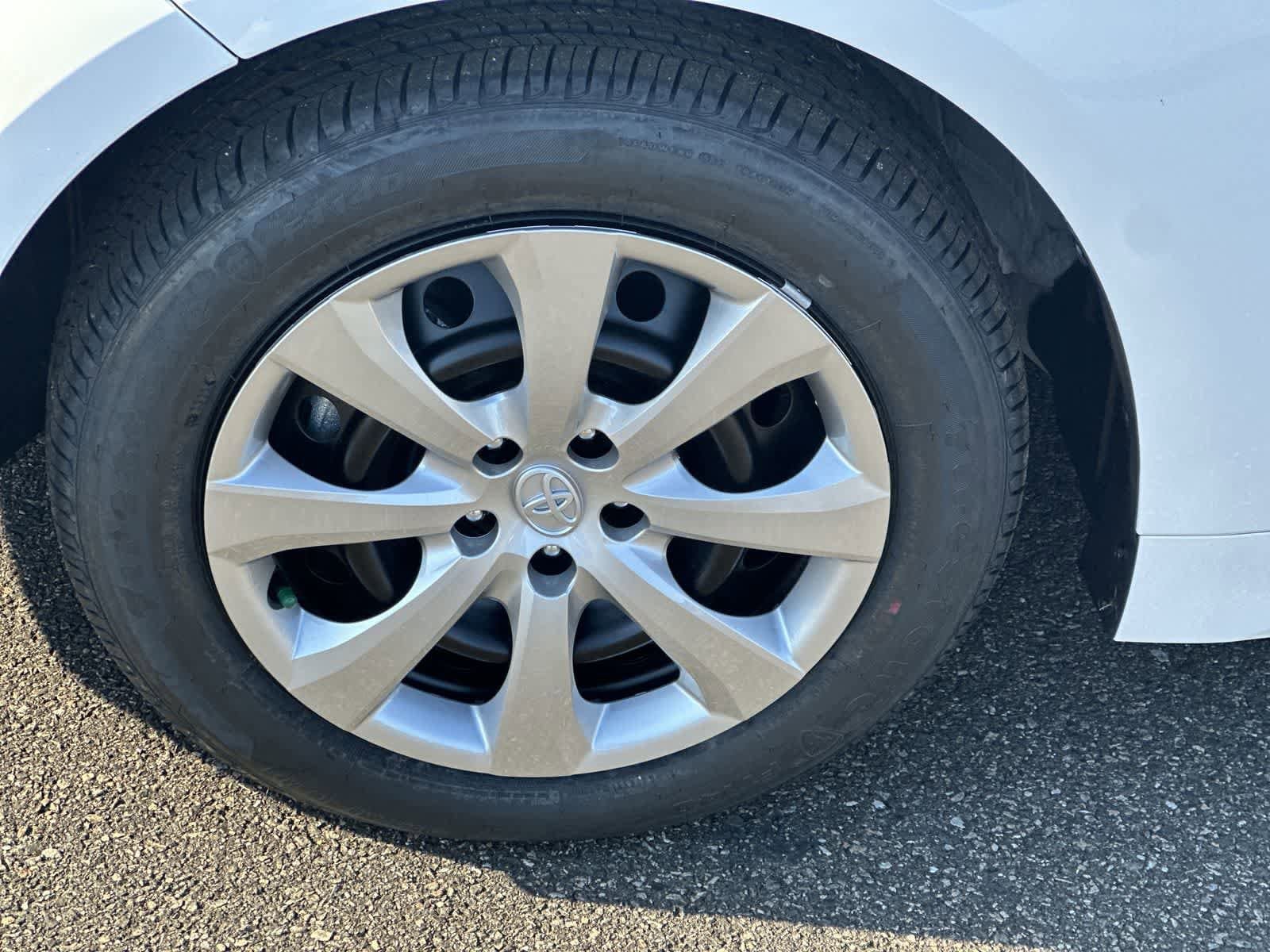 Thumbnail: 2026 Toyota Corolla - 10