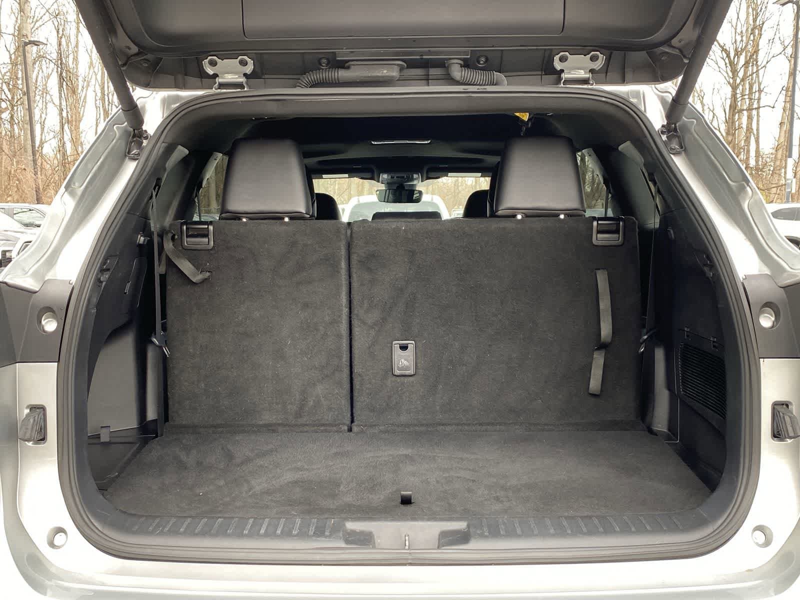 Thumbnail: 2025 Toyota Highlander - 10