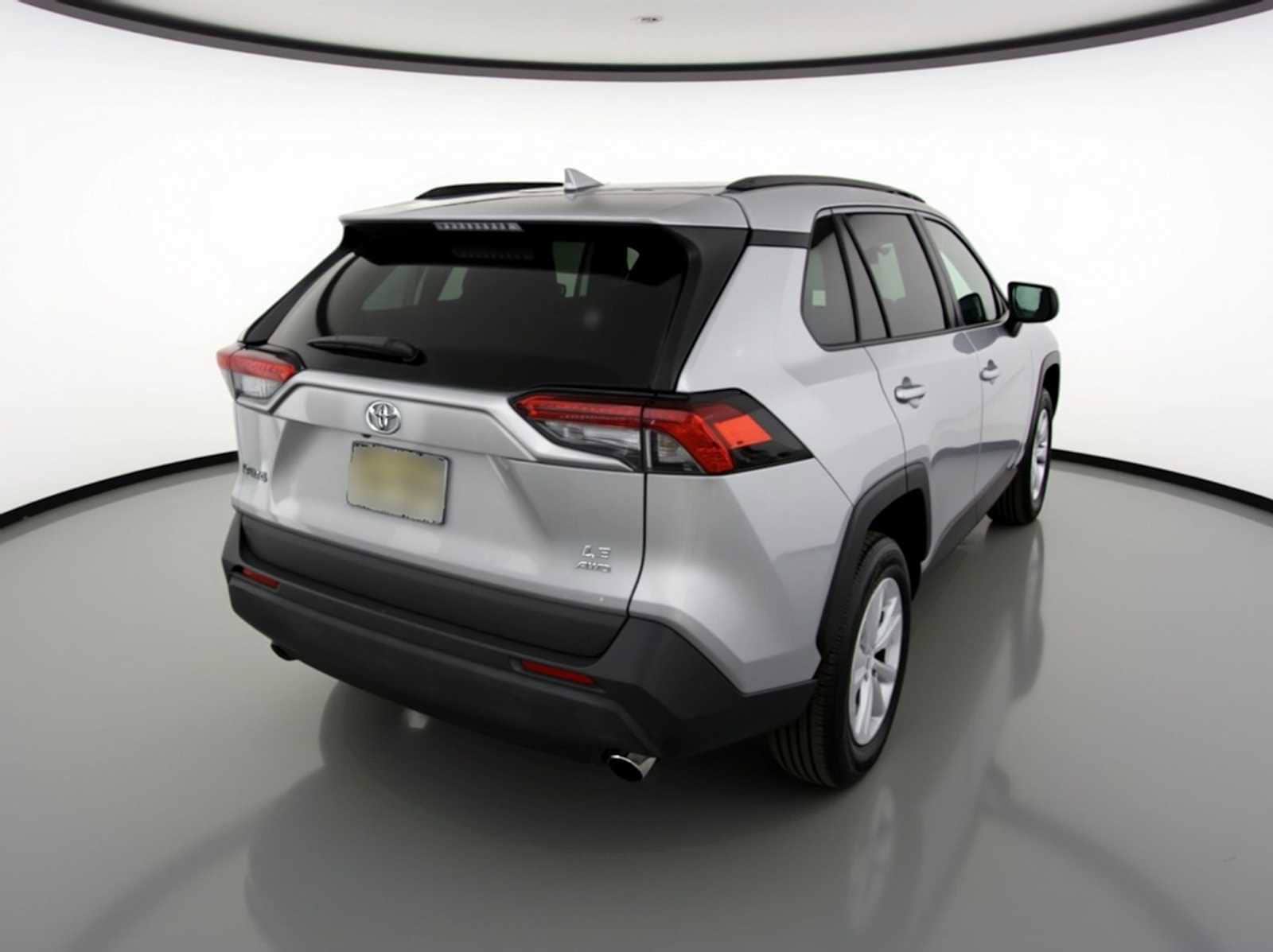Thumbnail: 2020 Toyota RAV4 - 7