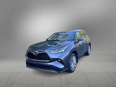 Toyota Highlander  2025 Toyota Highlander Platinum SUV for sale in Freehold NJ