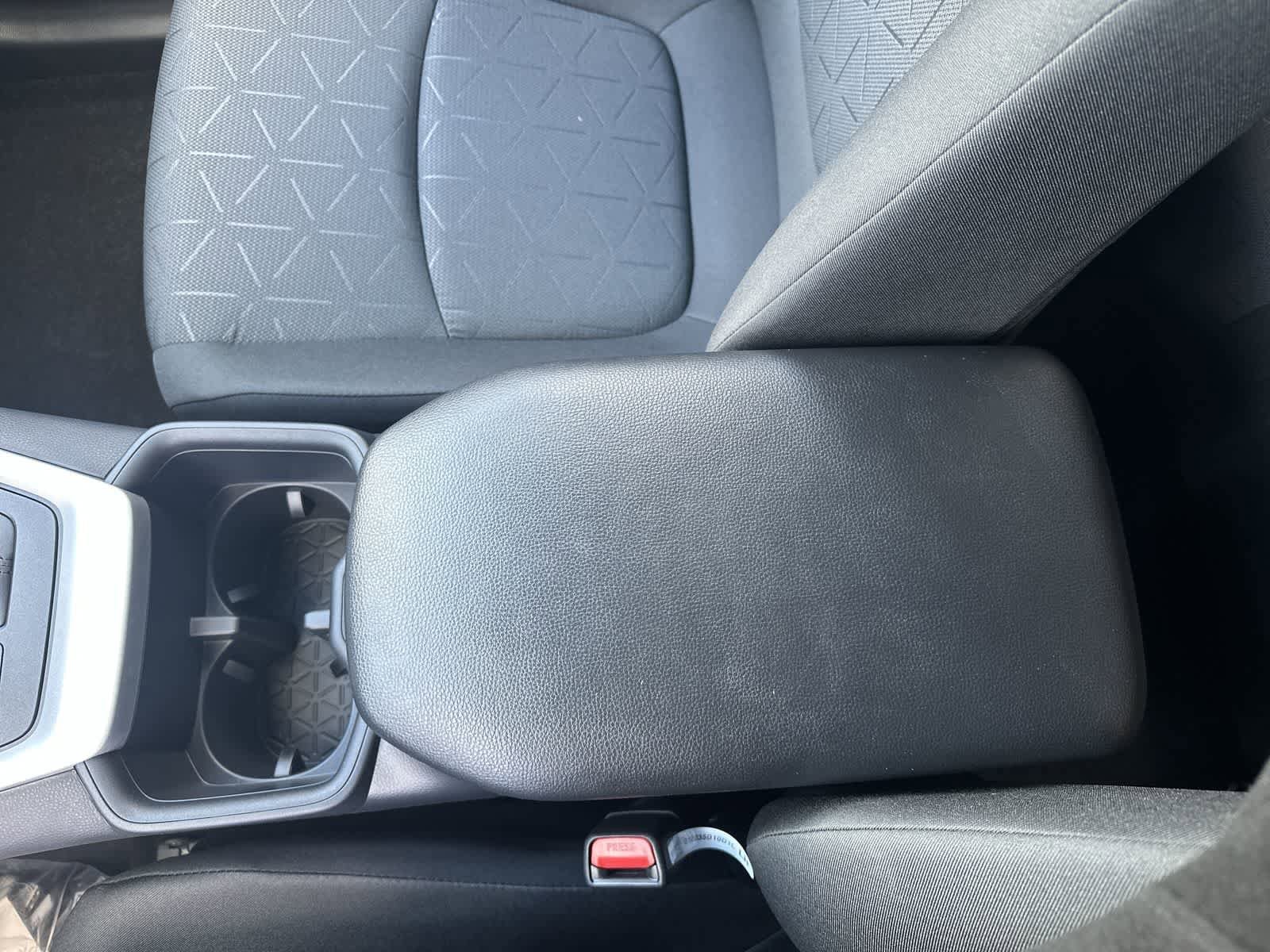 Thumbnail: 2025 Toyota RAV4 - 22