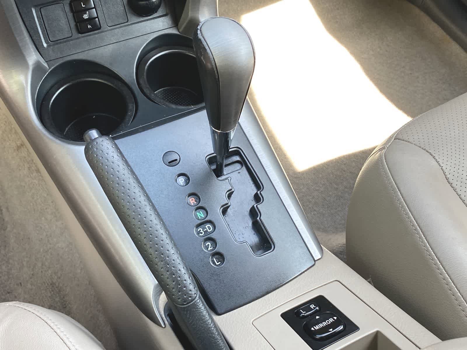 2008 Toyota RAV4 Limited 28