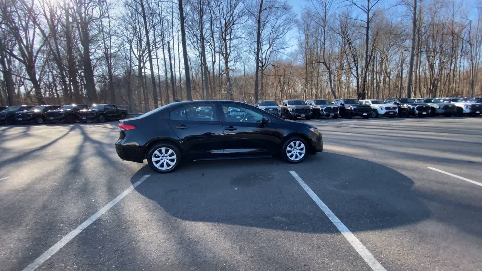 Thumbnail: 2025 Toyota Corolla - 14