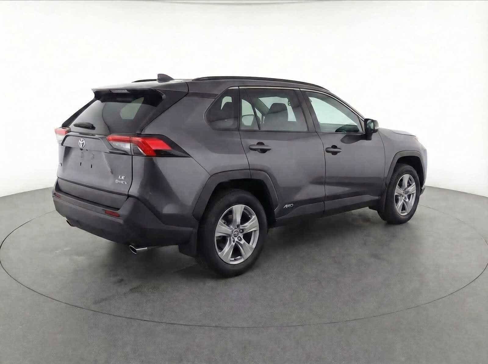 Thumbnail: 2025 Toyota RAV4 - 5