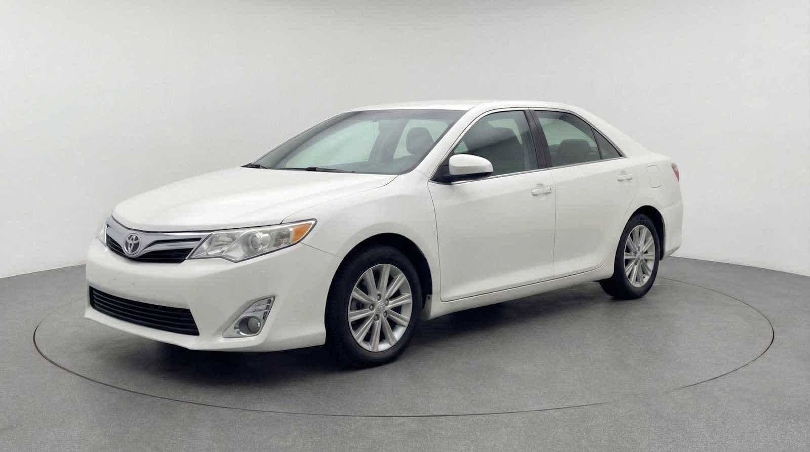 2012 Toyota Camry XLE -
                  Freehold, NJ