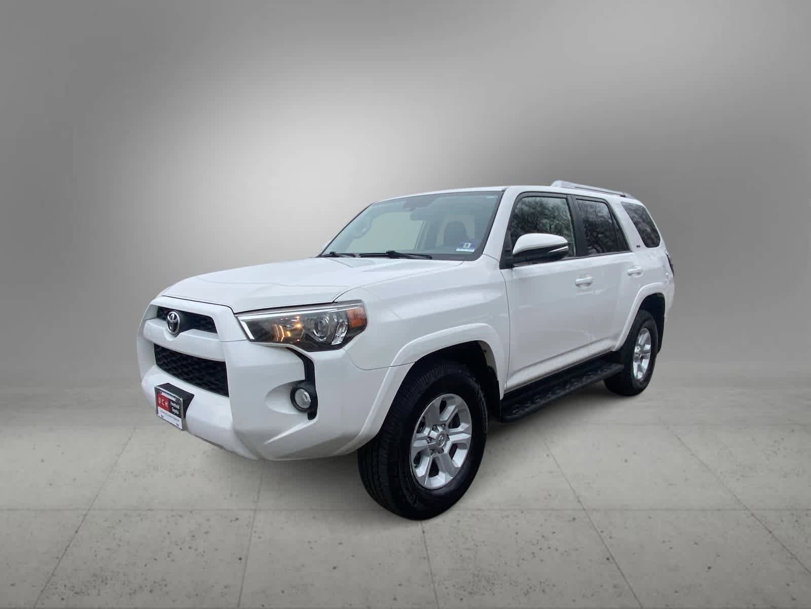 Thumbnail: 2016 Toyota 4Runner - 6