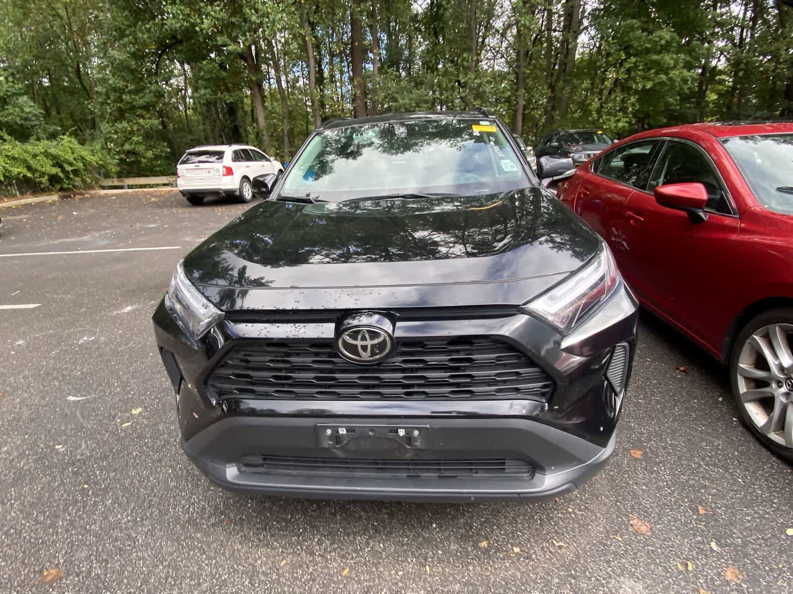 2024 Toyota RAV4 XLE photo 2