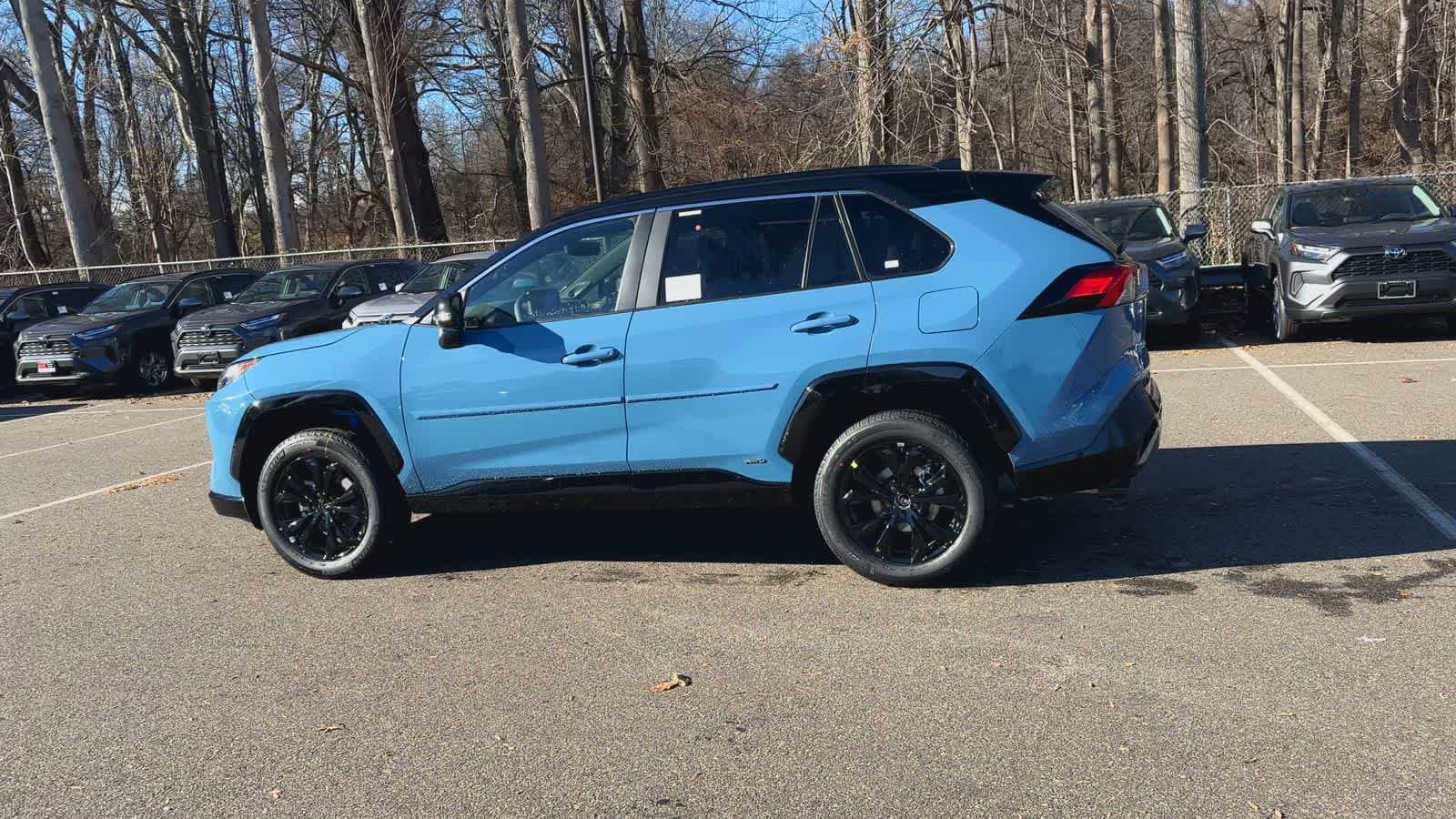 Thumbnail: 2025 Toyota RAV4 - 6