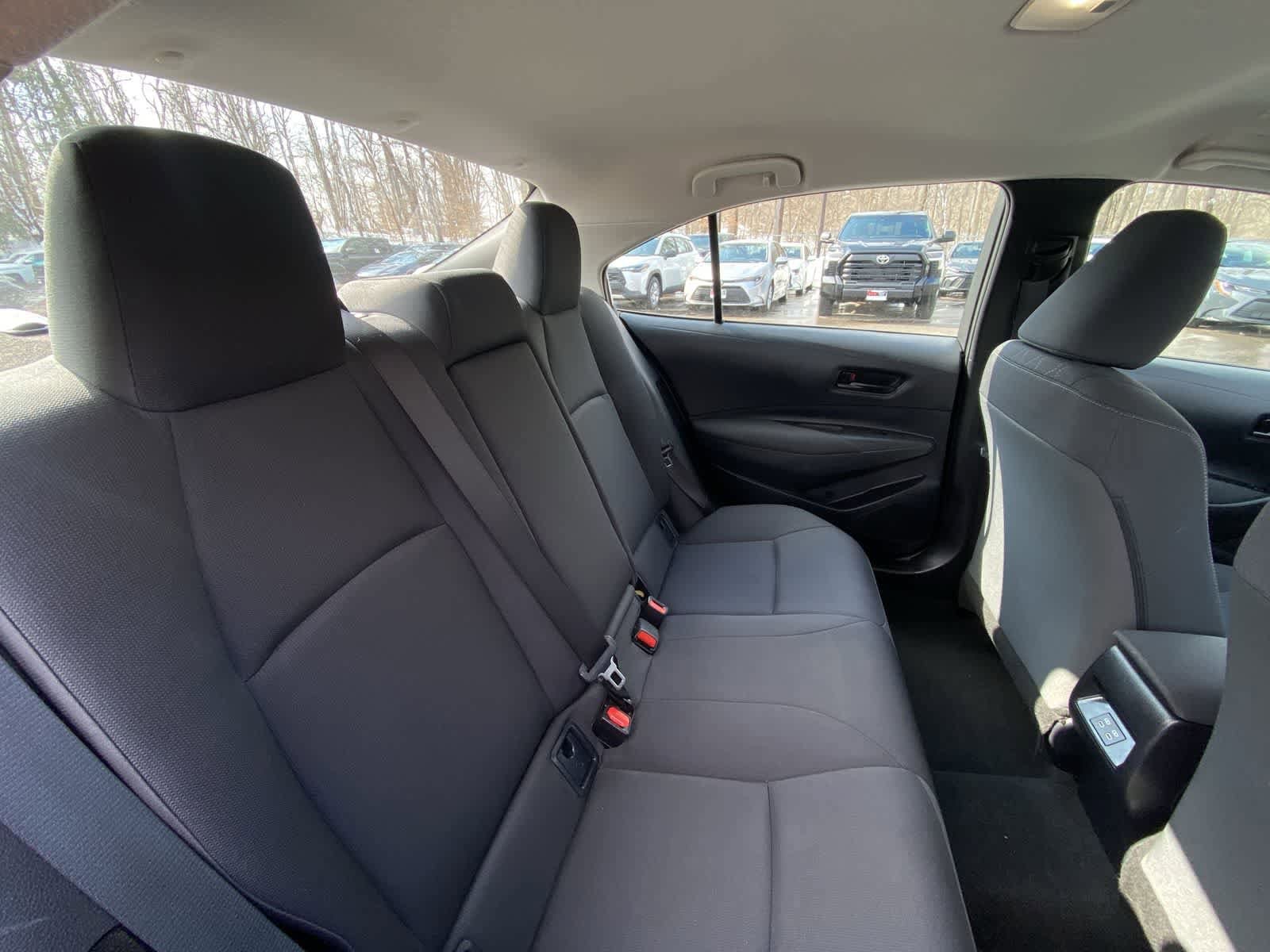 Thumbnail: 2025 Toyota Corolla - 23