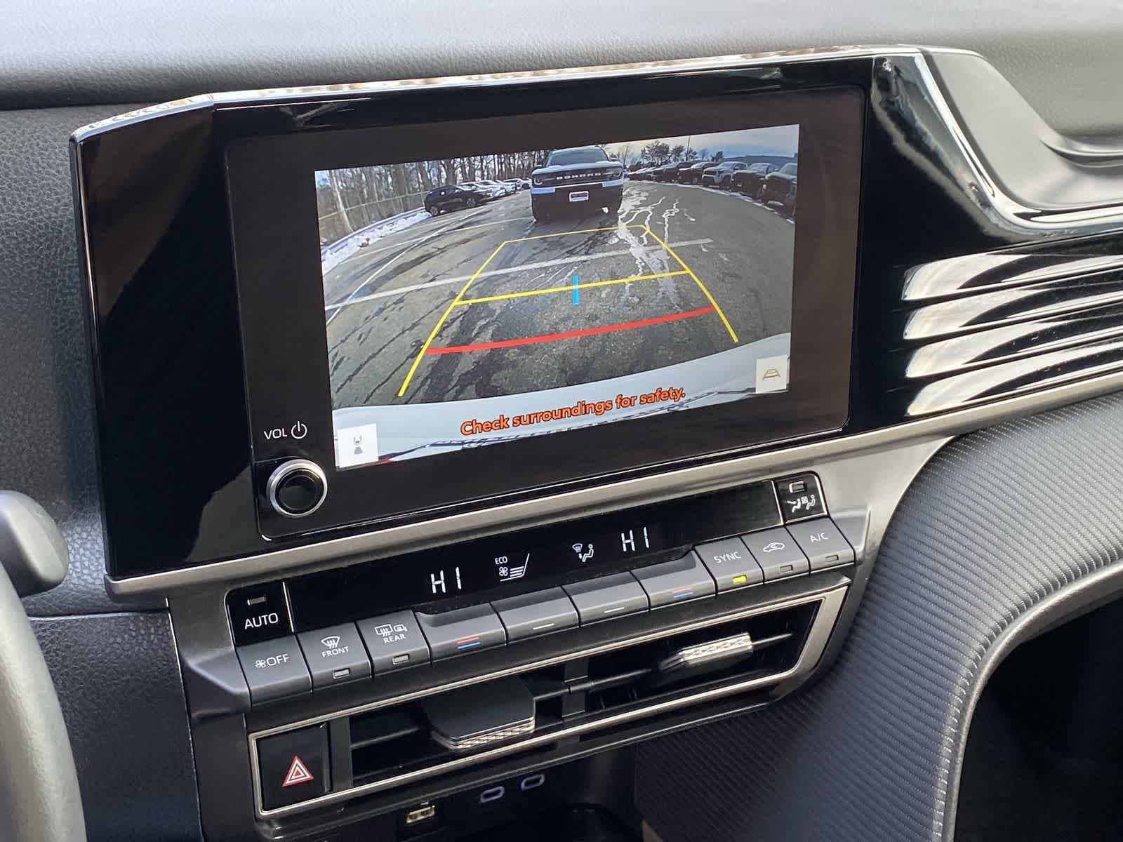 Thumbnail: 2025 Toyota Camry - 32