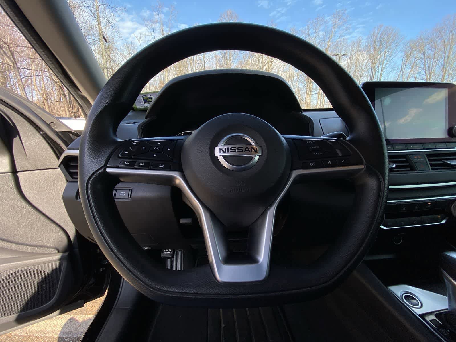 Thumbnail: 2019 Nissan Altima - 25