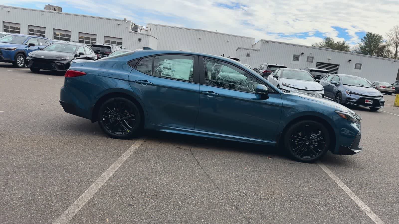 Thumbnail: 2026 Toyota Camry - 9