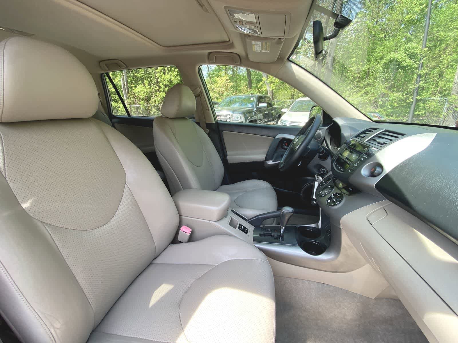 2008 Toyota RAV4 Limited 21