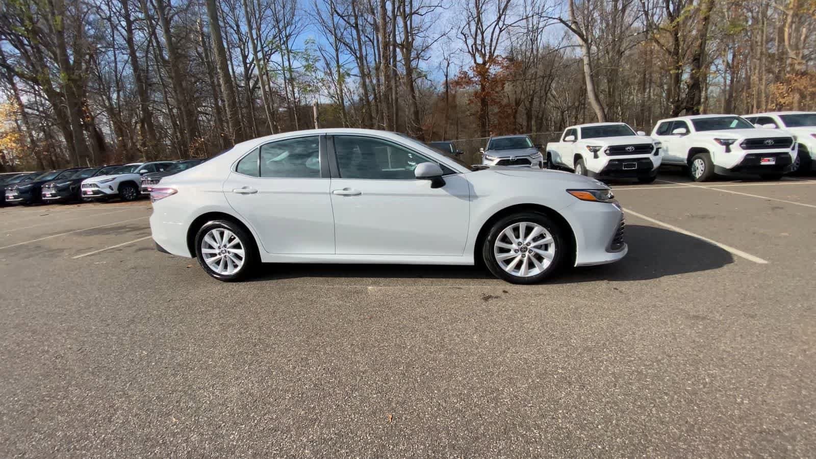 Thumbnail: 2023 Toyota Camry - 9