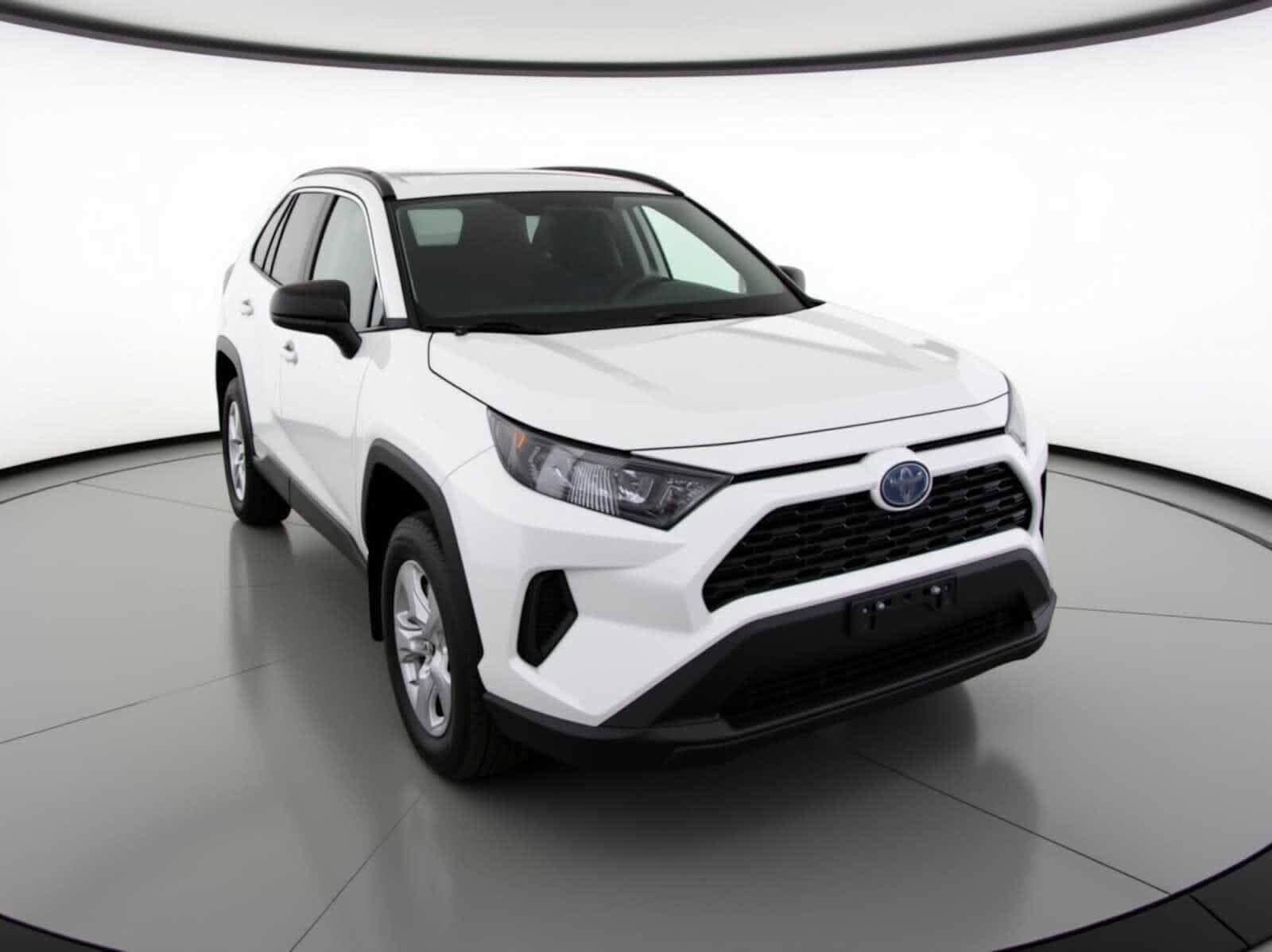 Thumbnail: 2021 Toyota RAV4 - 4