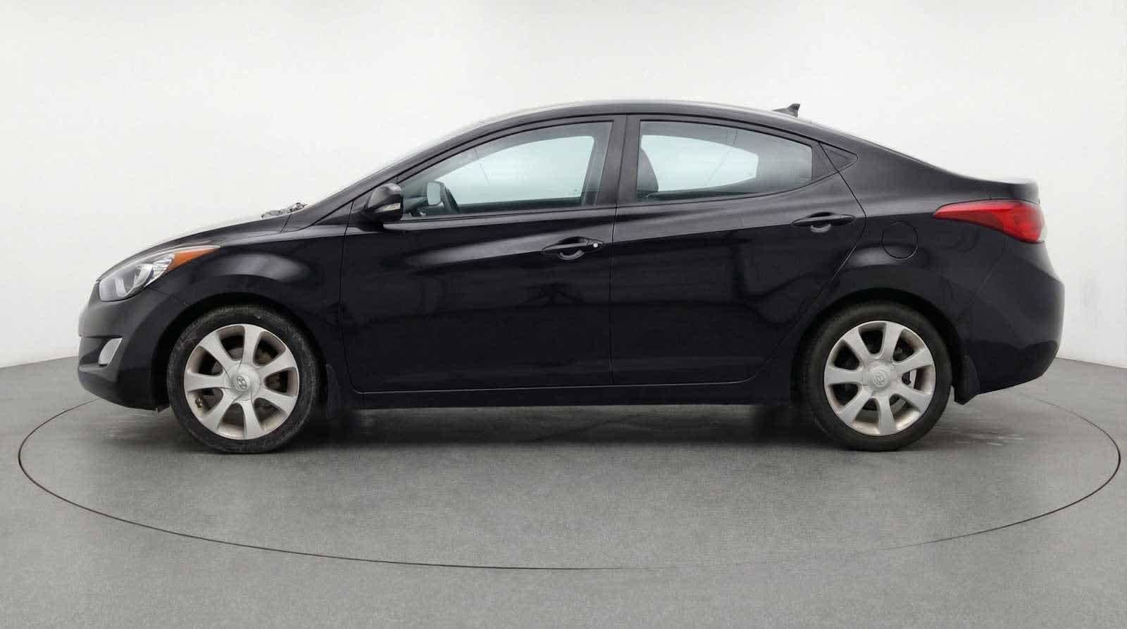 Thumbnail: 2012 Hyundai Elantra - 8